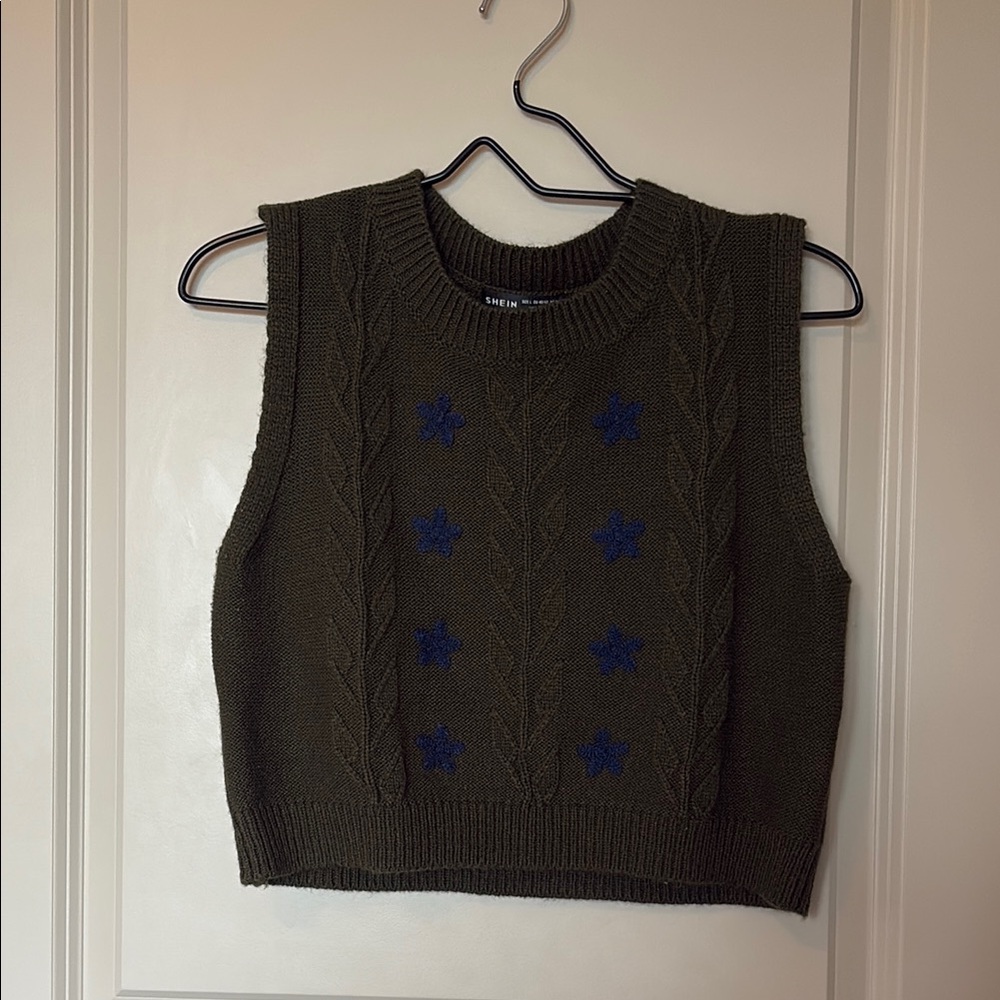 Cropped Sweater Vest